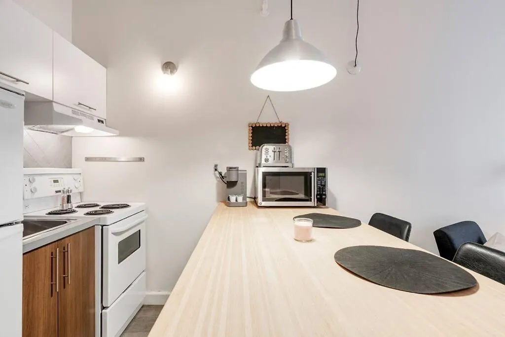 Appartement Initial / Chouette / Quebec